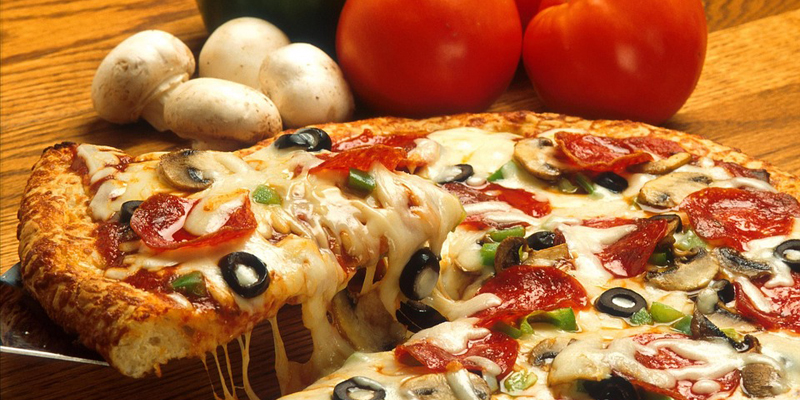 La pizza e i suoi condimenti